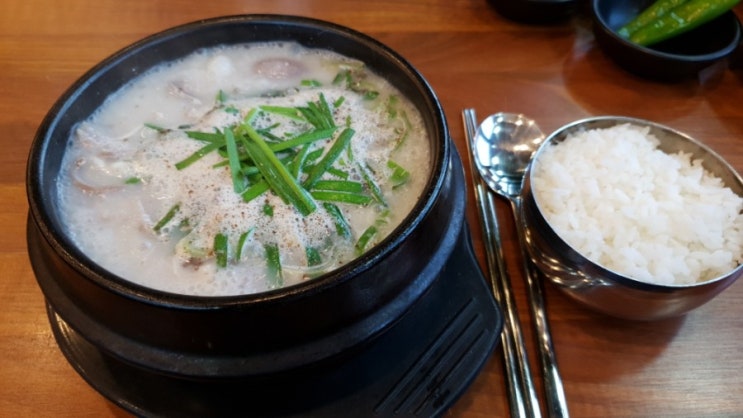  전통을 지키는 명품 가마솥 육수 역전국밥