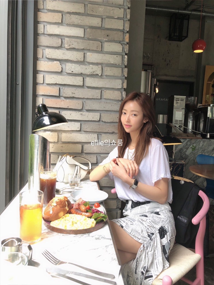  엘리의 일상 / 청담카페 / 앤더슨씨 / 부산에서 놀러온 언니 / 에잇디카페