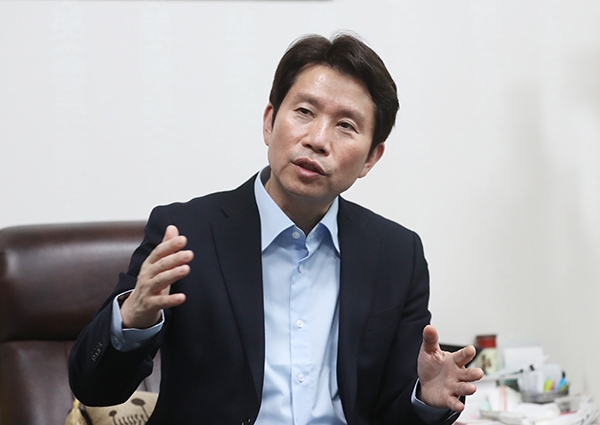 [풀인터뷰] 이인영 “원내대표 선거, 대세로 굳어지고 있다”