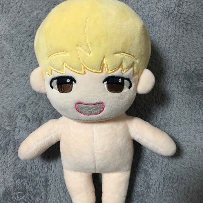  번개장터 뷔 김태형 인형