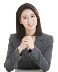  前 방송기자, 아나운서, 배현진님 사주.