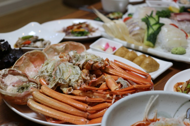  대구 대게 맛집 한상차림과 홍게무한!!