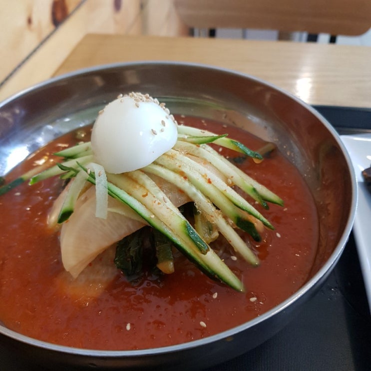  아차산역 맛집 엄마랑아들에서 열무냉면 호로록!