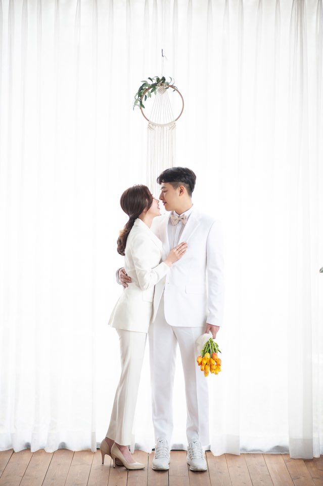  [청주맞춤정장 포튼가먼트] 봄! 하면 장범준 벚꽃엔딩 대여복! 하면 여자 화이트 슈트, 여성 슈트, 웨딩촬영, 슈트 대여