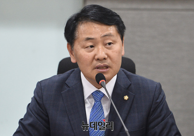  [팩트체크] '패스트트랙' 사보임 절차… 법조계 다수 "불법"