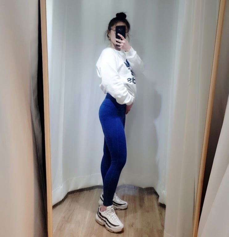  레깅스코디 젝시믹스 하이플렉시 아디다스 맨투맨