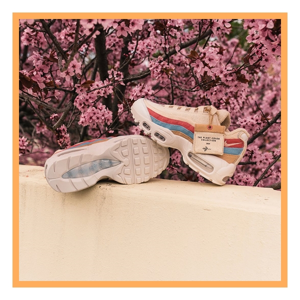  나이키 우먼 에어 맥스 95 QS 플랜트 컬러 컬랙션 크림슨 틴트 (CD7142-800)