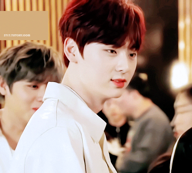  [황민현 빙의글] 10년지기 남사친 짝사랑