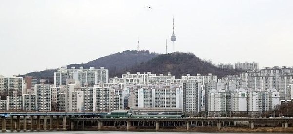  전국 공동주택 공시가 5.24% 인상…21.8만 가구 종부세