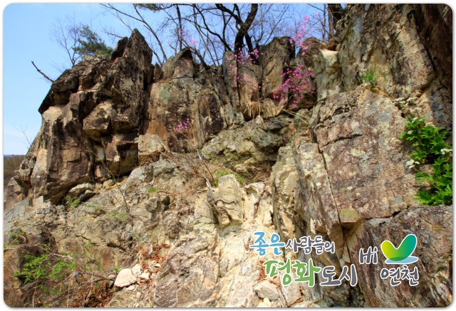 하늘에서 떨어진 돌가루가 만들어 낸 지질명소, 동막리 응회암 : 네이버 블로그