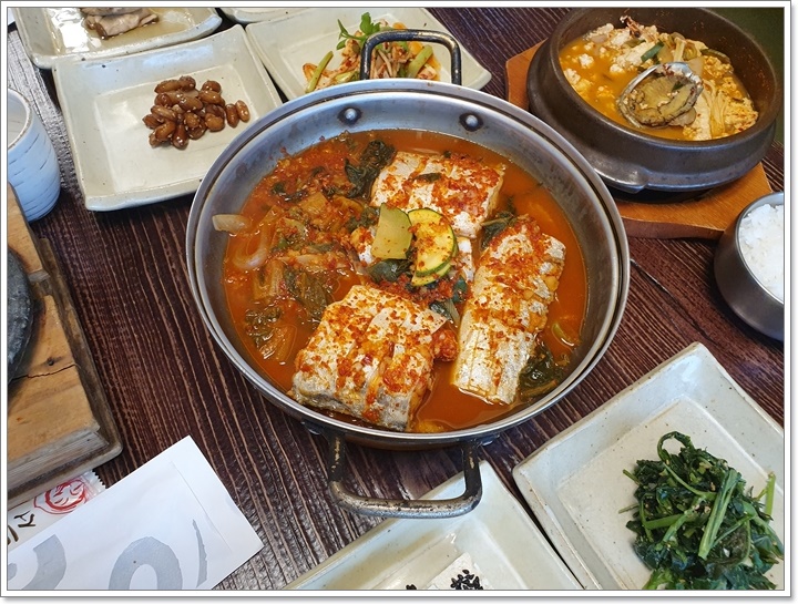 경주 보문단지 맛집 토박이식당의 갈치찌개는 여행 중 최고의 맛!