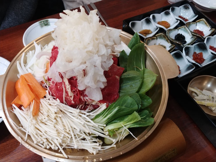  광주 외각의 조용한 가족단위 외식장소_불고기전골 전문_절기밥상_구구마마