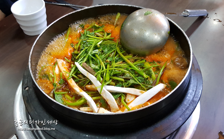  을지로 참게 메기메운탕 <동강나루터>