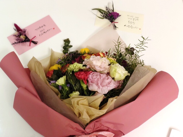  청라꽃집 / 제이알플라워가든에서 어버이날 예쁜 꽃다발 선물 주문했어요 !