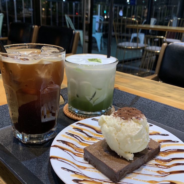  [청주] 흥덕구 향정동 하이닉스 근처 분위기 좋은 카페 cafe flora 104 (카페플로라 104)