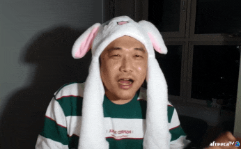 아생 0315 포유의 생일축하노래 불러주기 For.유랑_️ 아프리카TV BJ 부산신입남캠 움짤 아생 0315 포유의 생일축하노래 불러주기 For.유랑_️ 아프리카TV BJ 부산신입남캠 움짤