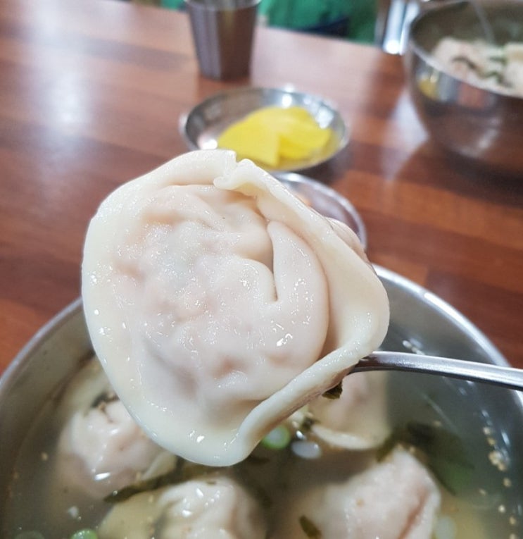 천호동엄마손만두 얼큰한 김치손만두맛집 저도 다녀왔네요