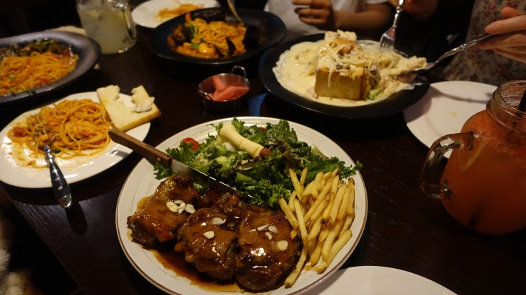  부평 데이트코스로 좋은 마녀 주방, 할로윈 컨셉이 재밌어~