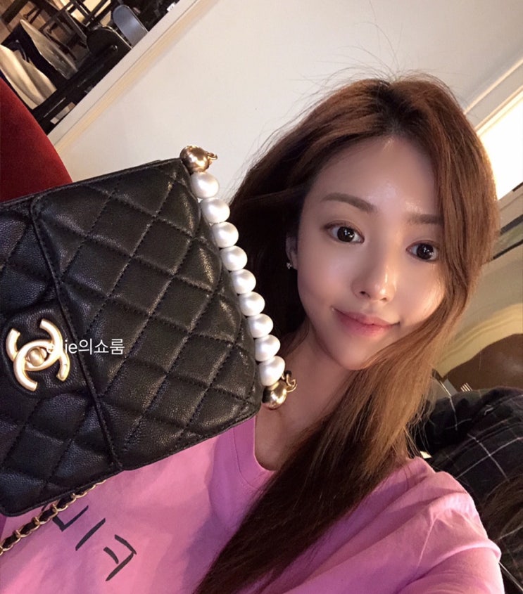  일상 / 스타벅스 / 단호박 에그 샌드위치 / 아메리카노 / 진주백 / 여름날씨 / 네일 / 도곡동 맛집 / 탱크솔로