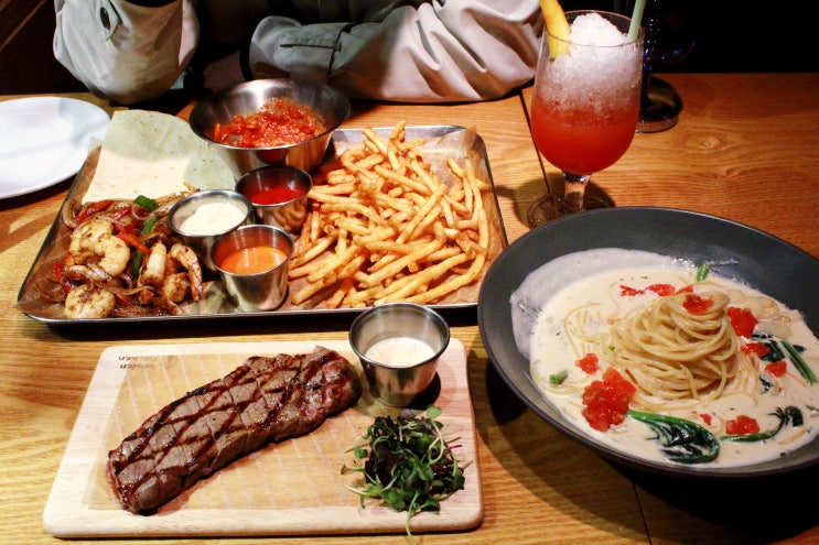  [이딸라시안] 강남역 파스타 맛집에서 분위기 있는 데이트 하고 왔어요 :)