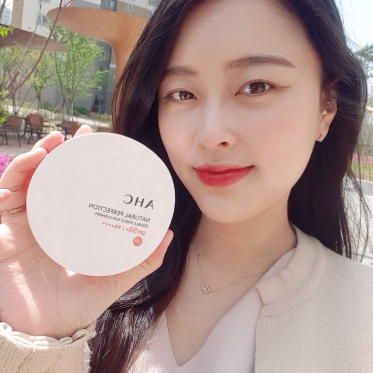  AHC 열광자차 선스틱 바르고 썬쿠션으로 산뜻한 마무리