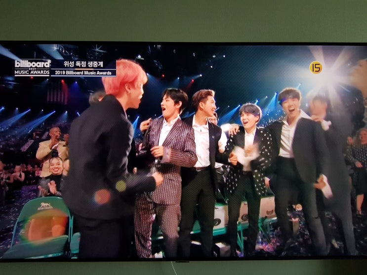  방탄 빌보드2관왕 ㅜㅜ