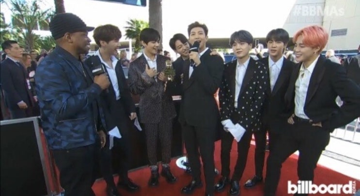  방탄소년단, 3년 연속 '빌보드 톱소셜 아티스트 상' 수상 쾌거(공식)