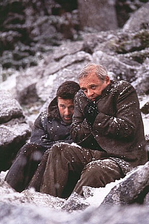 디 엣지 (The Edge, 1997) - 곰과 함께 피어난 두 남자 우정 이야기