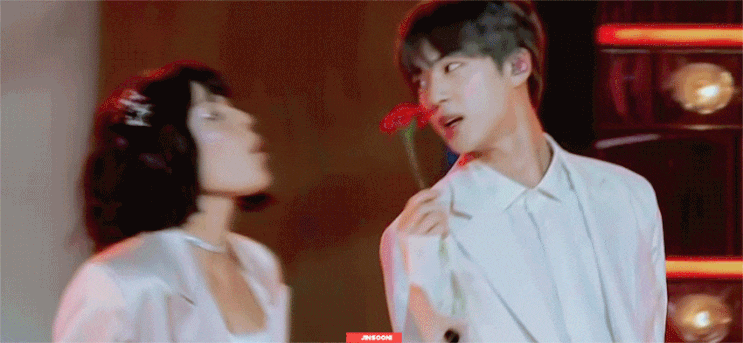 [방탄소년단 진] 너무 예쁜 두 사람