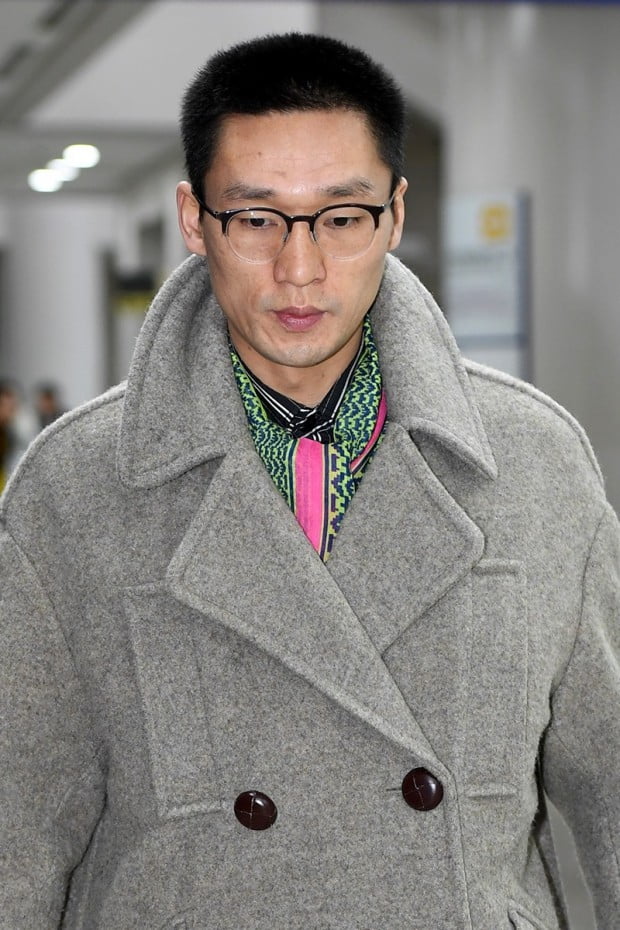  낸시랭 전 남편 왕진진 "수사 받을 이유 없다"며 잠적하더니…잠원동노래방서 체포