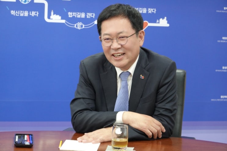  박남춘시장과 김홍걸의장이 민족화해를 논하다
