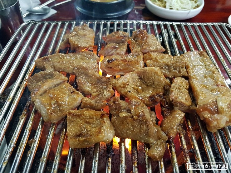  천호역 맛집 / 천호 돼지갈비 - 숯불돼지갈비 마포집