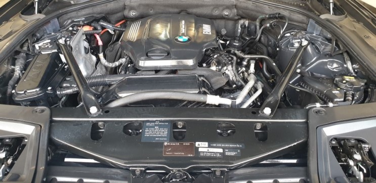 김포마산동세차 BMW520 엔진룸세정