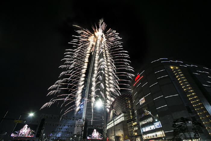 2019. 5. 4 (토) 롯데월드타워 불꽃축제 / 석촌호수 / 롯데타워 / LOTTE WORLD TOWER FIREWORKS FESTIVAL!