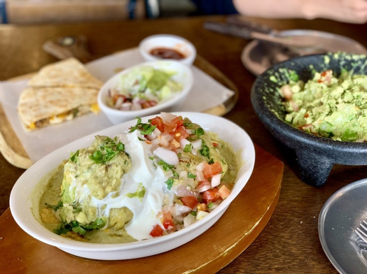 가로수길 멕시칸 맛집_훌리오[Julio]_베르데 엔칠라다  Verde Enchilada 극상맛