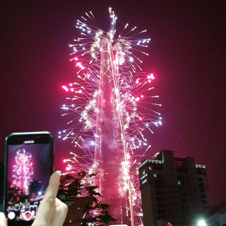  2019 롯데월드타워 불꽃축제, 석촌역 도로도 괜찮아요!