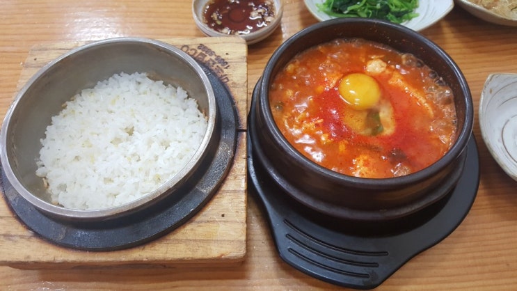  동구릉 맛집 : 왕릉 순두부 보쌈 직접 만드는 두부