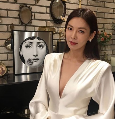  김소연= 희재