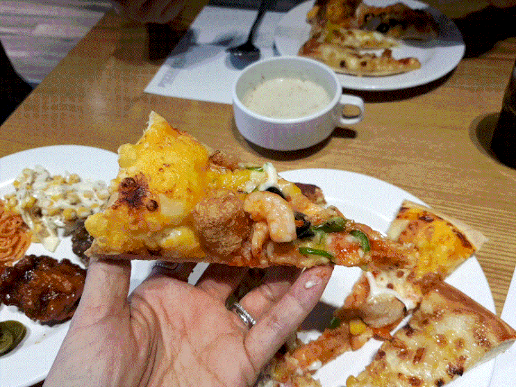  경희대맛집 피자를 무제한으로 피자뷔페 피자몰회기역점~