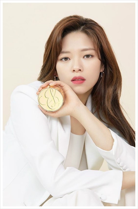  TWICE 트와이스 || 정연 jeong-yeon/29