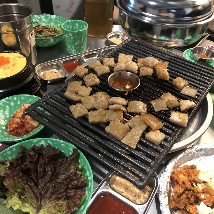  홍대 인계동껍데기 허각이 운영하는 JMT가게!