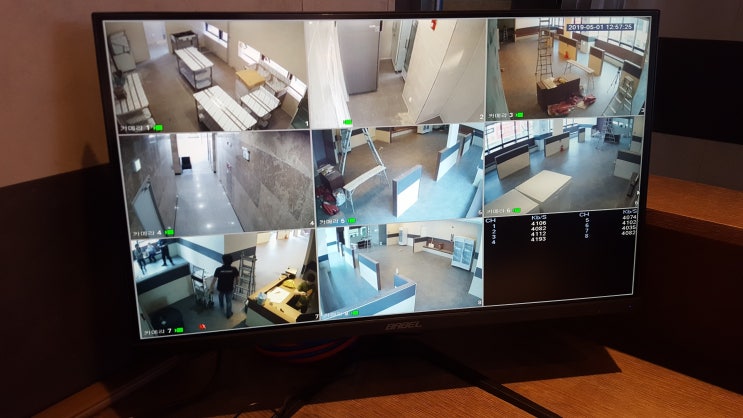  군산 cctv 시공 음식점 카메라 8개 hdd 4태라  400만 화소 카메라 시공