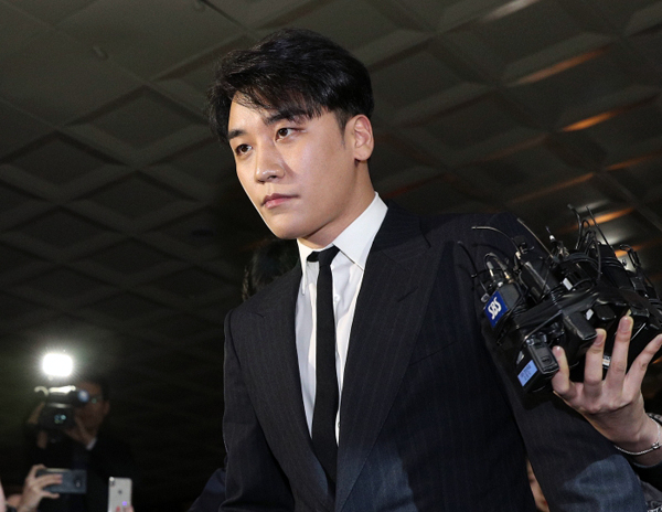  버닝썬 화장품 회사 공동대표였던 승리