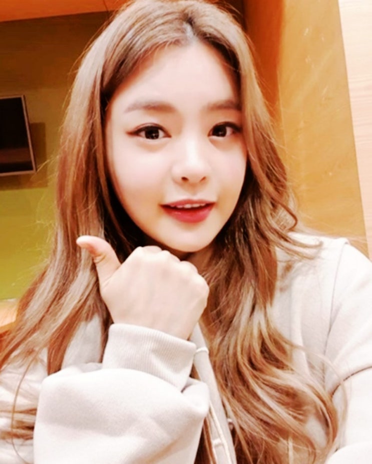 서유리 노출 프로필 등 서유리 노출 프로필 등