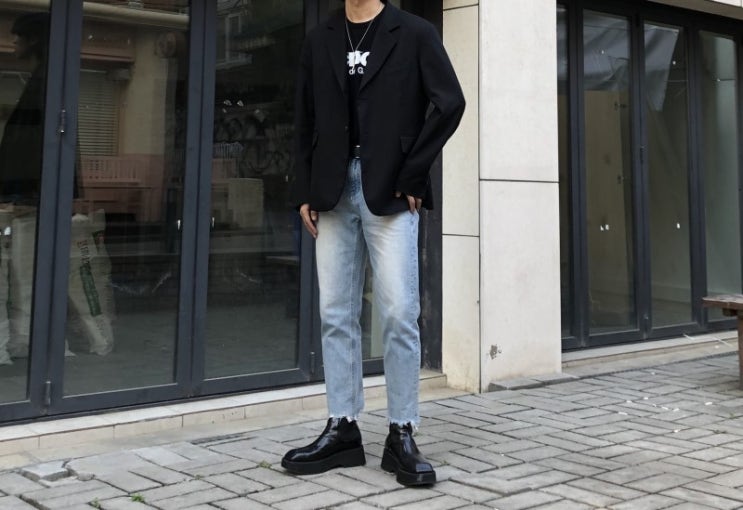  헨리 청바지 플랙 STEEZE 공항패션으로 입었네요