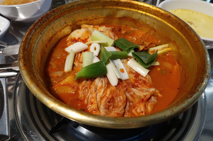  [문래동 맛집] 돼지갈비볶음탕 이거 술안주로 딱이네! - 윤스상회