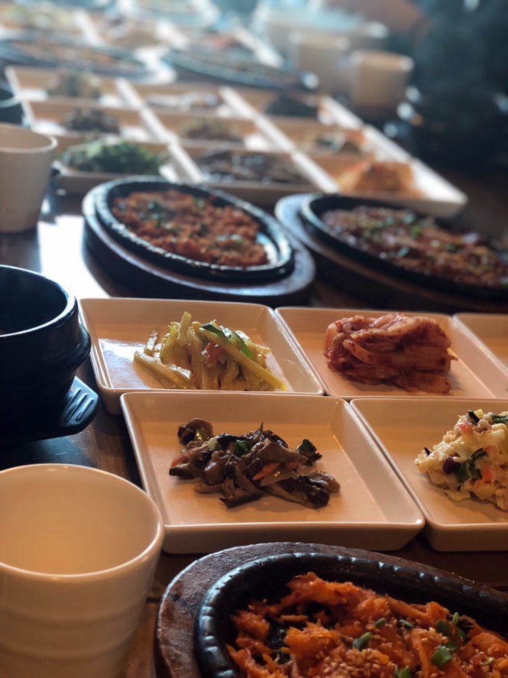  깔끔하게 차린 산채정식 밥과 나물먹을 수 있다니 경기도 안성시 죽산면 충북 진천 광혜원맛집 산채정식 솔향기 경기도 광주 오리백숙 더덕구이 삼겹살 비빔밥 한정식 냉면 게장 두교리