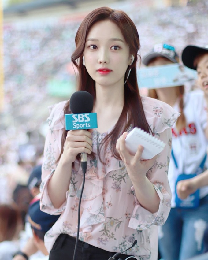  아나운서 김세연 인스타를 빛낸 여신 셀카 화보 모음