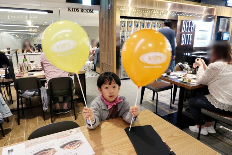  새로워진 샐러드바! 합정핫플은 이제 빕스다!