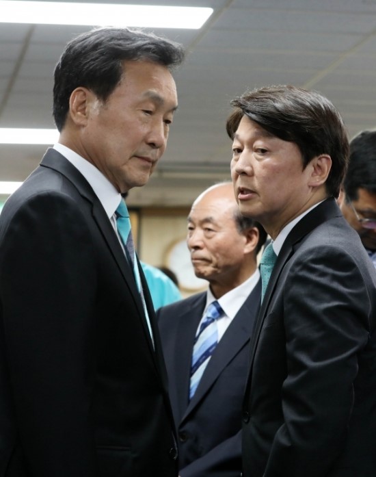  이 와중에 한국당 편든 안철수의 의도는? 